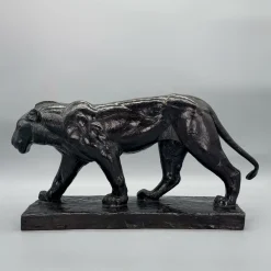 Herumschleichender Löwe von Piero Palazzolo, 1920er