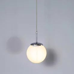 Hängelampe aus Opalglas, 1950er