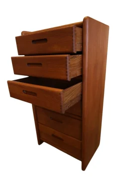 Hohe Dänische Teak Kommode mit Sechs Schubladen von Dyrlund, 1960er