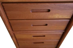 Hohe Dänische Teak Kommode mit Sechs Schubladen von Dyrlund, 1960er