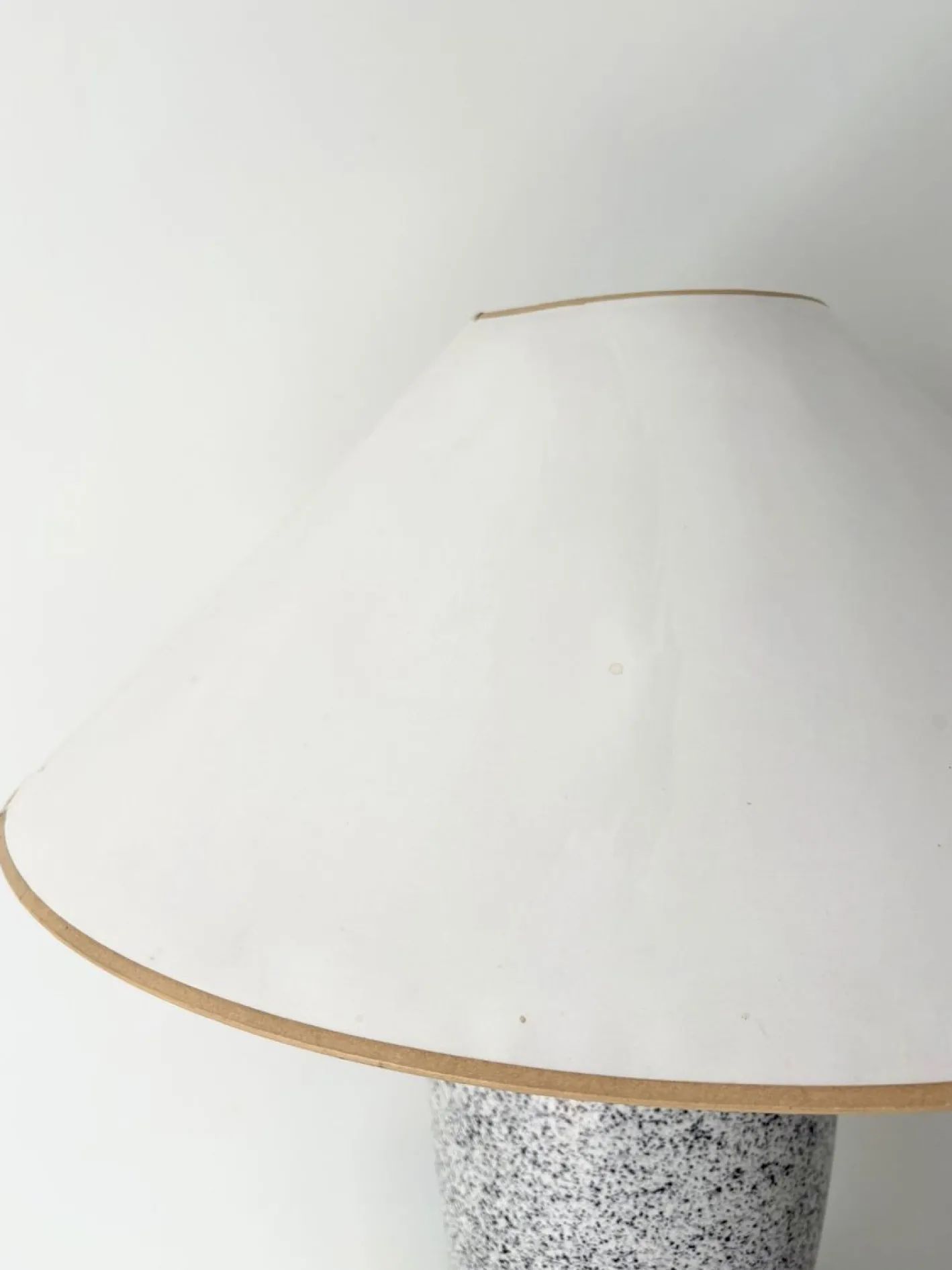 Hohe postmoderne italienische Keramiklampe, 1980er