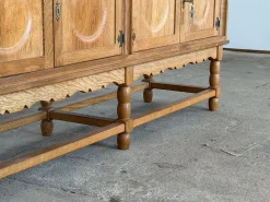 Hohes Mid-Century Modern Eichenholz Sideboard von Axel O. Röck für Ottrup Møbelfabrik, 1963