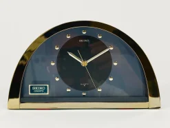 Hollywood Regency Durchsichtige Tischuhr aus Messing, Seiko zugeschrieben, Japan, 1980er
