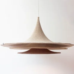 Huge Layers Handmade Crochet Lampe von Com Raiz
