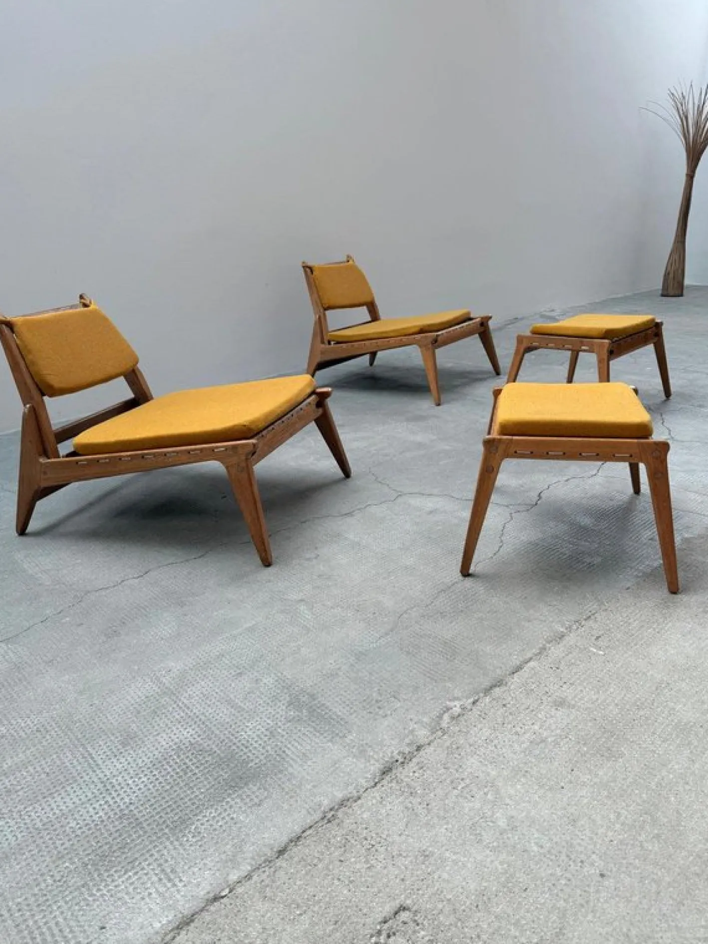 Hunting Sessel mit Fußhocker aus Eiche von Heinz Heger für PGH Annaberg Buchholz, 1960er, 4er Set