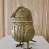Indische Vergoldete Bronze Dhokra Eulen Skulptur Box, Frühes 20. Jh.