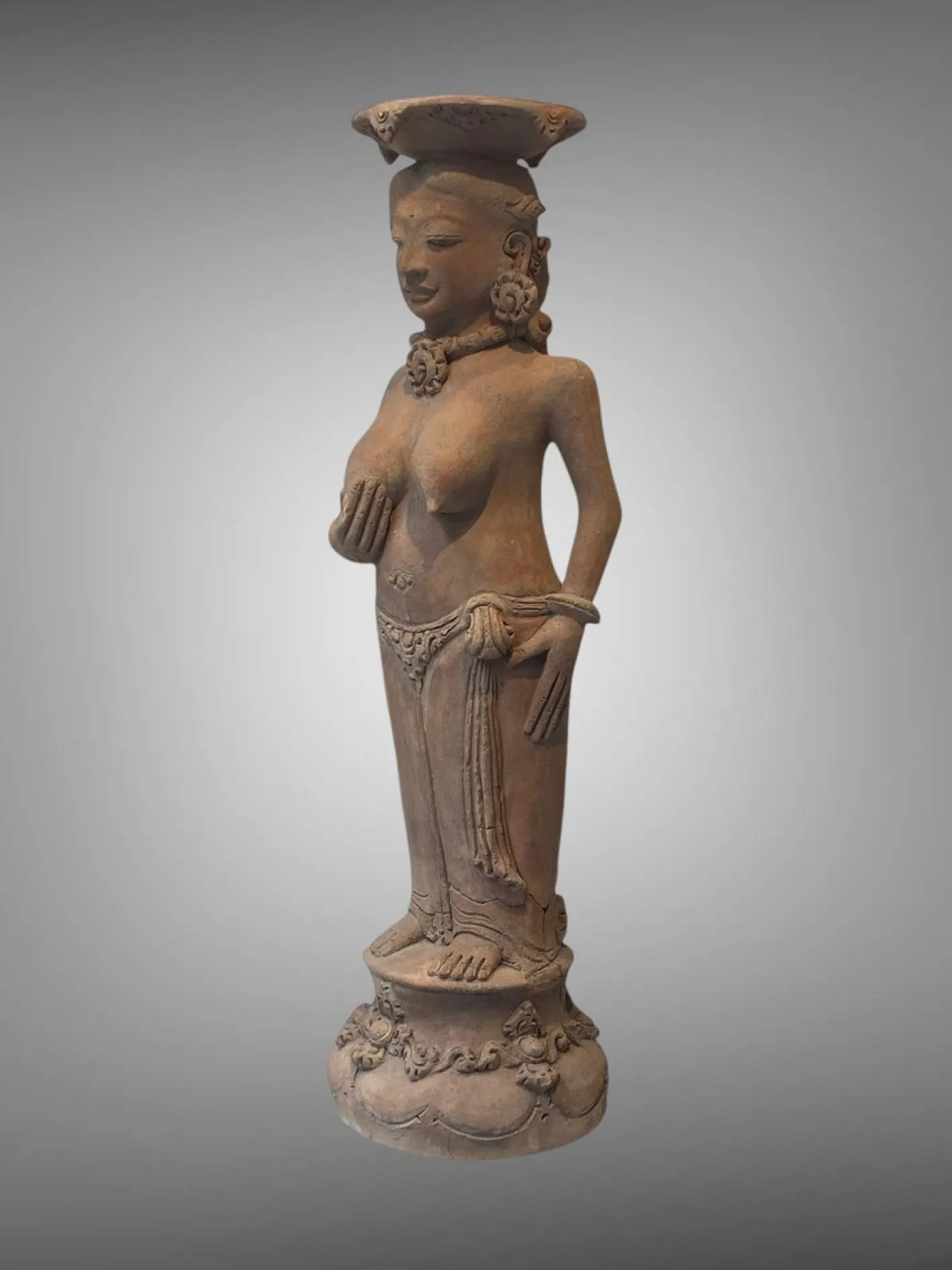 Indonesischer Künstler, Majapahit Ära Figur, 1295-1500, Terrakotta