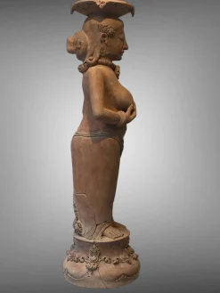 Indonesischer Künstler, Majapahit Ära Figur, 1295-1500, Terrakotta