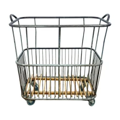Industrieller französischer Vintage Servierwagen aus Metall, 1950er