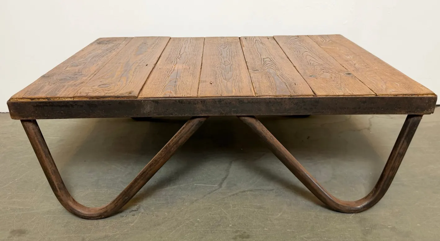 Industrieller Vintage Couchtisch, 1960er