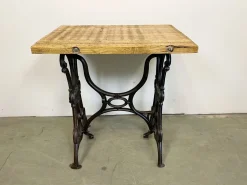 Industrieller Werktisch aus Eisen & Holz, 1950er