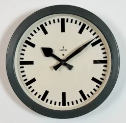 Industrielle Vintage Fabrikuhr von Siemens, 1950er
