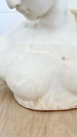 Italienische Grand Tour Psyche of Capua Torso Skulptur aus geschnitztem Marmor, 1800er