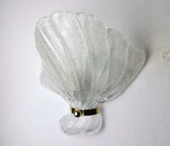 Italienische Muschel Wandlampe aus Murano Glas, 1970