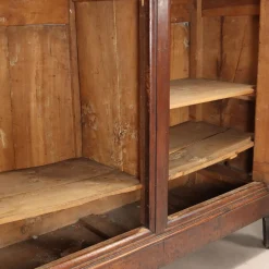 Italienischer Kleiderschrank aus Nussholz und Pappel
