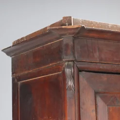 Italienischer Kleiderschrank aus Nussholz und Pappel