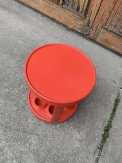 Italienischer Mid-Century Barwagen aus rotem Kunststoff, 1970er