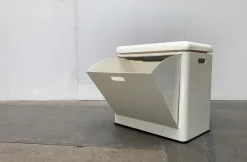 Italienischer Mid-Century Space Age Wäschekorb, 1960er