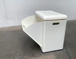 Italienischer Mid-Century Space Age Wäschekorb, 1960er