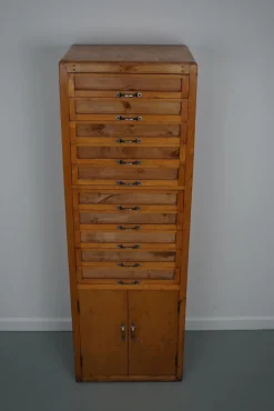 Italienischer Vintage Kurzwarenladen aus Buche, 1950er