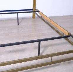Italienisches Doppelbett aus Messing aus den 1970er