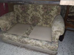 Italienisches 2-Sitzer Damast Sofa, 1980er