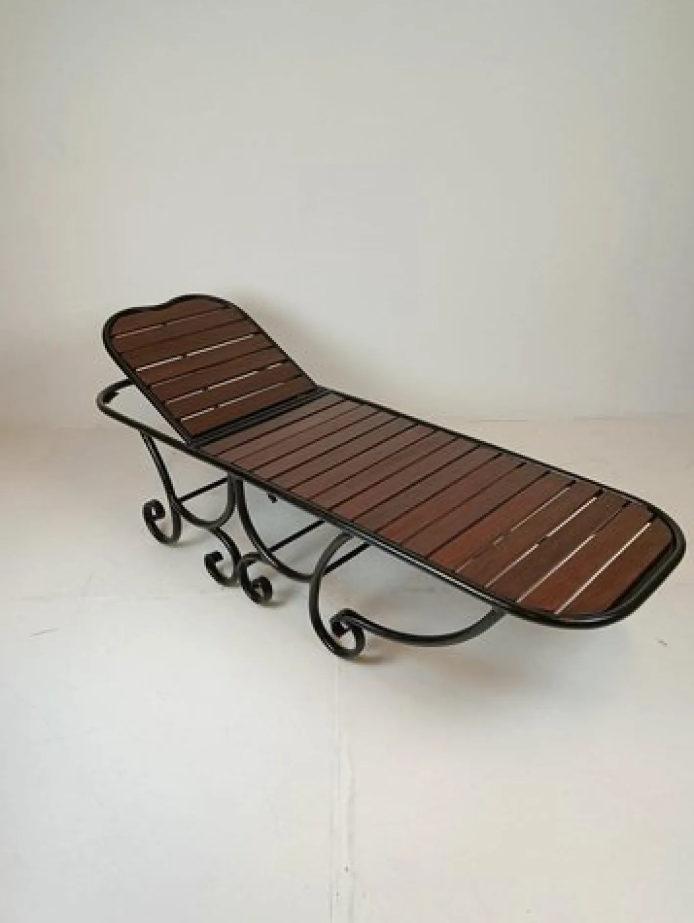 Italienisches Tagesbett aus braunem Holz