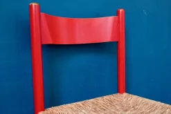Italienische Vintage Stühle aus rot lackiertem Holz und geflochtenem Stroh, 1960er, 4er Set