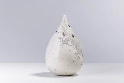 Japanese Modern Goccia Räucherstäbchenhalter in Weiß