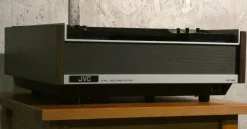 Japanisches Modell CR-6060RT PAL/SECAM/NTSC von JVC - Victor Company, 1979
