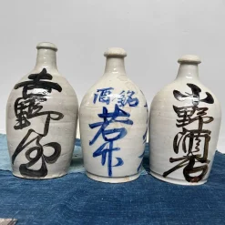 Japanische Tokkuri Sake Flaschen aus Steingut, 1950er, 3er Set