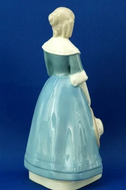 20. Jh. Jugendstil Keramikskulptur einer Dame von Amphora, Österreich, 1890er
