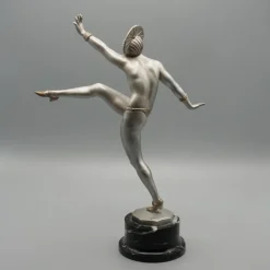 JP Morante, Art Deco High Kick, Kaltlackierte Bronze, 1920er-1940er