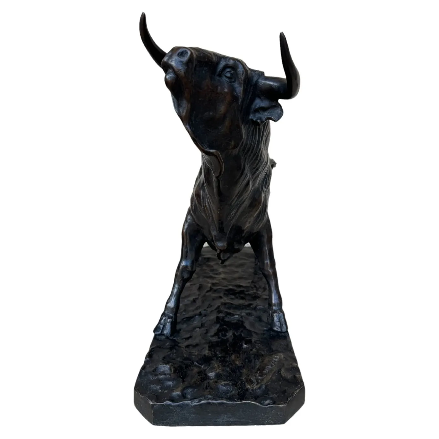 Juan Cuavas, Stier, 1920, Bronze