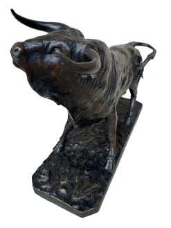 Juan Cuavas, Stier, 1920, Bronze