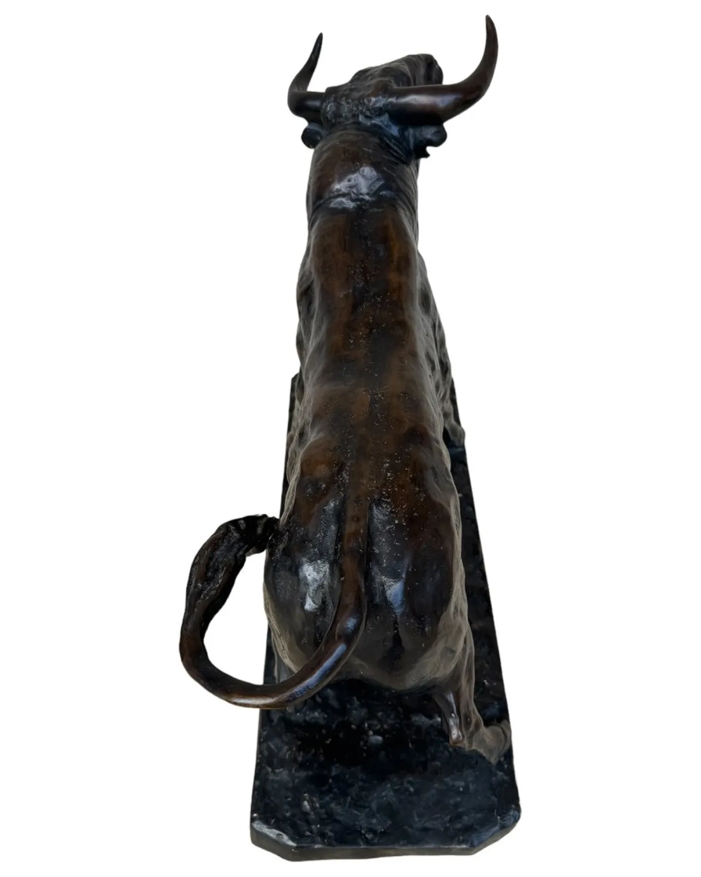 Juan Cuavas, Stier, 1920, Bronze