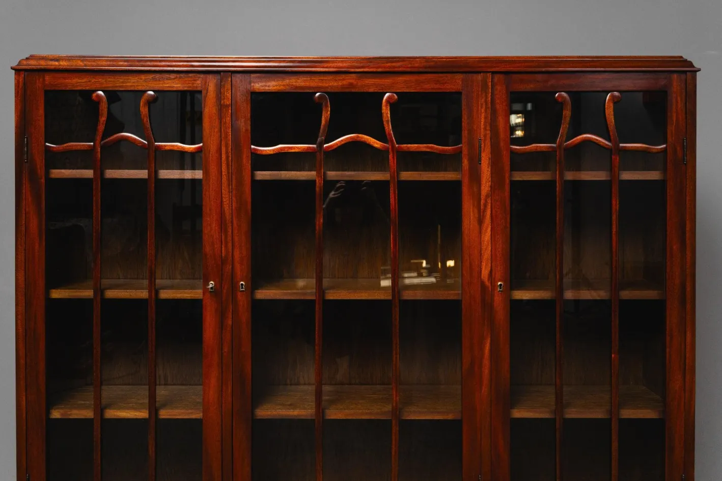 Jugendstil Bücherregal aus Mahagoni