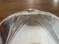 Jugendstil Brotkorb aus versilbertem Metall von Gallia Christofle, 1890er