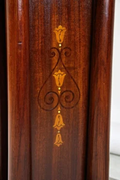 Jugendstil Mahagoni Spieltisch mit Gestell aus gehämmertem Messing, Österreich, 1910er