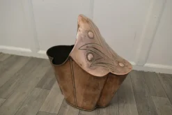Jugendstil Messing Helm Kohlen Scuttle, 1880er