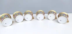 Kaffeetassen aus Capodimonte Porzellan mit Blumenmotiven, 6 . Set