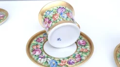 Kaffeetassen aus Capodimonte Porzellan mit Blumenmotiven, 6 . Set