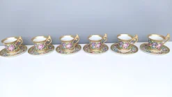 Kaffeetassen aus Capodimonte Porzellan mit Blumenmotiven, 6 . Set