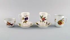 Kaffeetassen & Untertassen, Zuckerdose & Sahnekännchen von Royal Worcester, England, 1980er, 6er Set