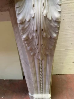 Kamin im Louis XVI Stil aus weißem Carrara Marmor, 1800er