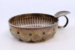 Kannelierter Silber Weinprobebecher