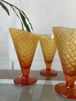Kegelförmige Vintage Eisbecher, 1980er, 4er Set