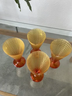 Kegelförmige Vintage Eisbecher, 1980er, 4er Set