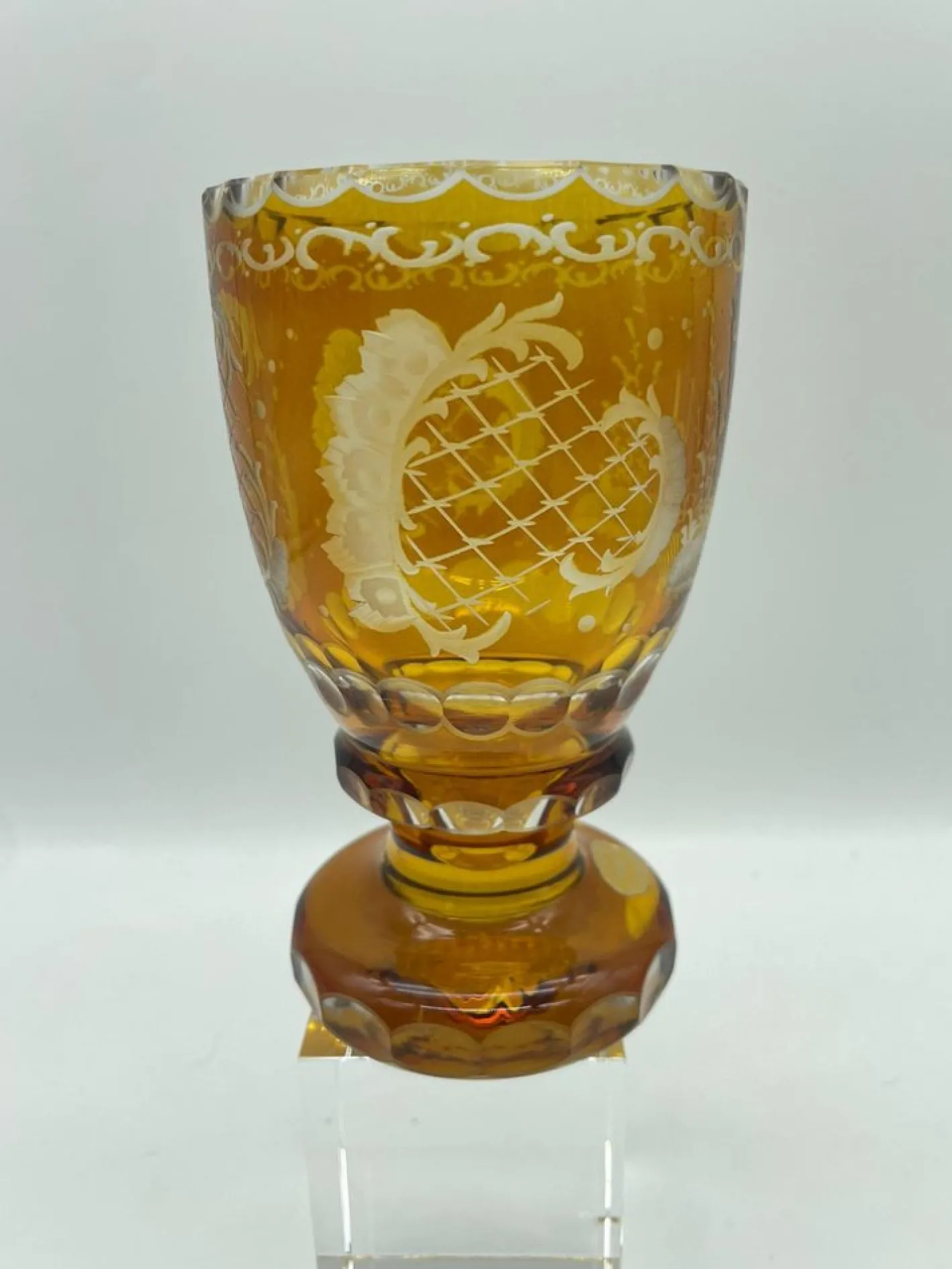 Kelche aus handgeschliffenem Bernsteinglas von Moosbauer Nördlingen, 1950er, 2er Set