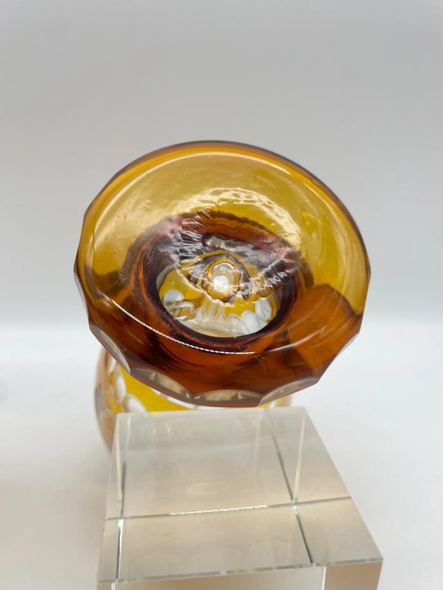 Kelche aus handgeschliffenem Bernsteinglas von Moosbauer Nördlingen, 1950er, 2er Set